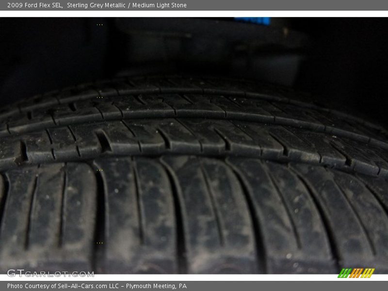 Sterling Grey Metallic / Medium Light Stone 2009 Ford Flex SEL
