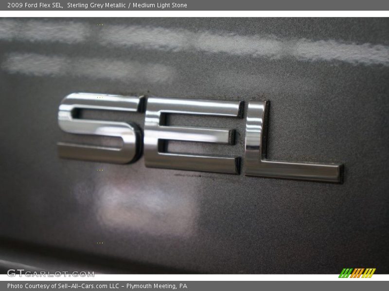 Sterling Grey Metallic / Medium Light Stone 2009 Ford Flex SEL