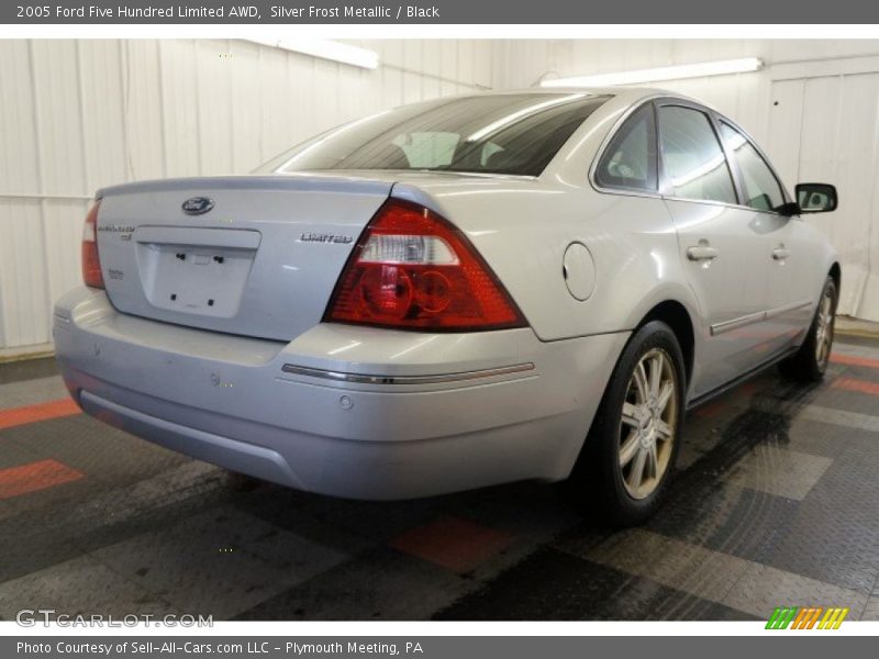 Silver Frost Metallic / Black 2005 Ford Five Hundred Limited AWD