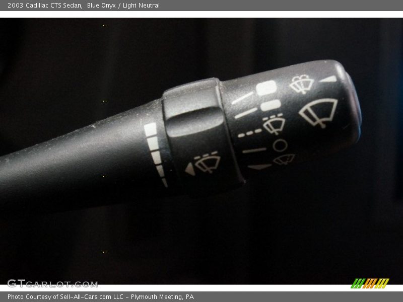 Blue Onyx / Light Neutral 2003 Cadillac CTS Sedan