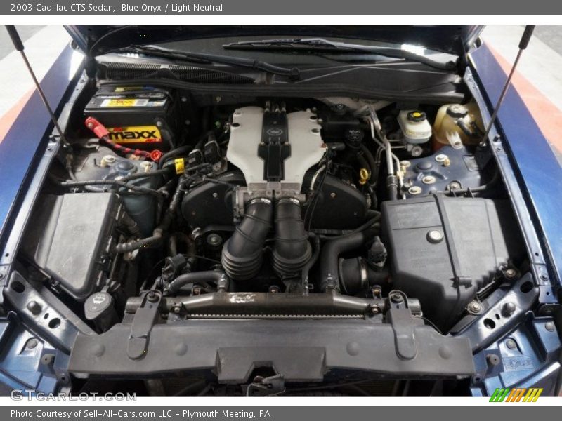 Blue Onyx / Light Neutral 2003 Cadillac CTS Sedan