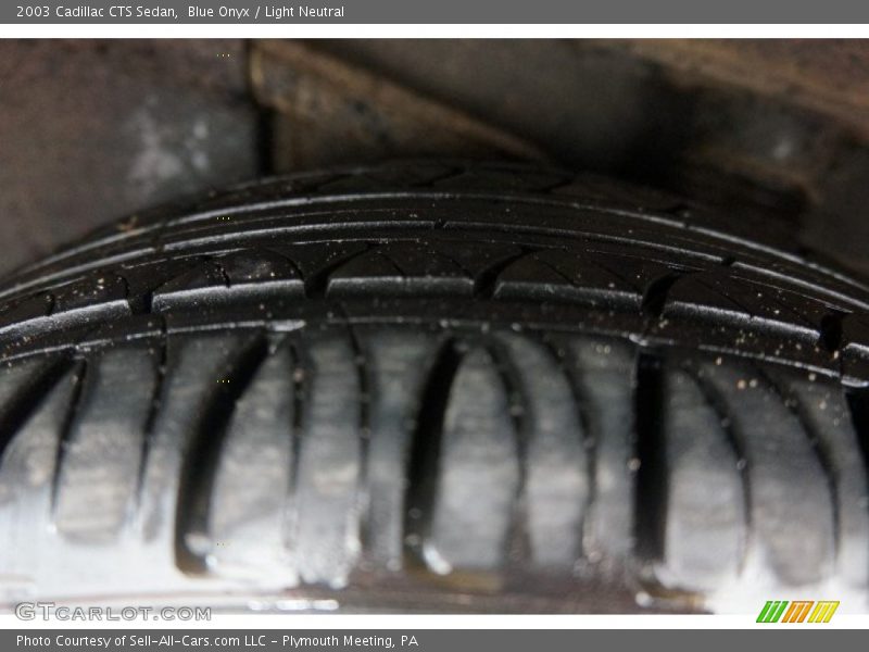 Blue Onyx / Light Neutral 2003 Cadillac CTS Sedan