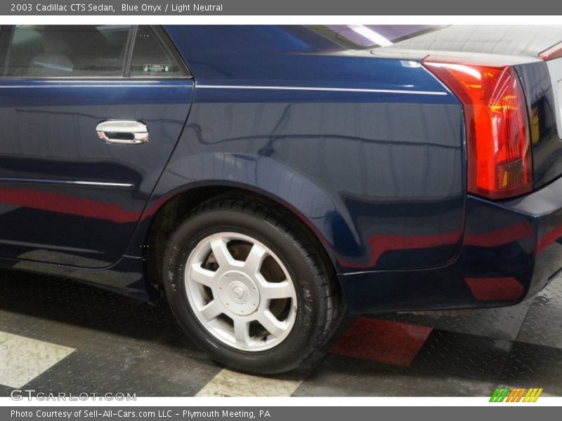 Blue Onyx / Light Neutral 2003 Cadillac CTS Sedan