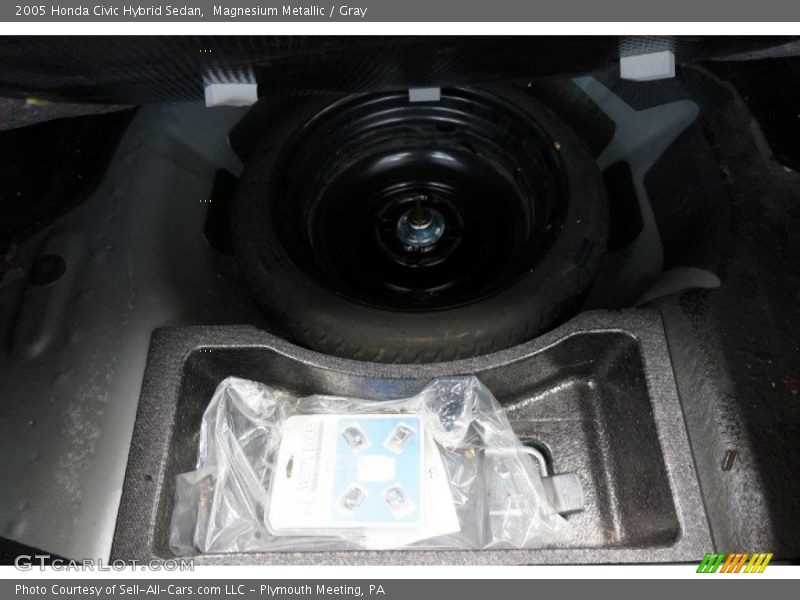 Magnesium Metallic / Gray 2005 Honda Civic Hybrid Sedan