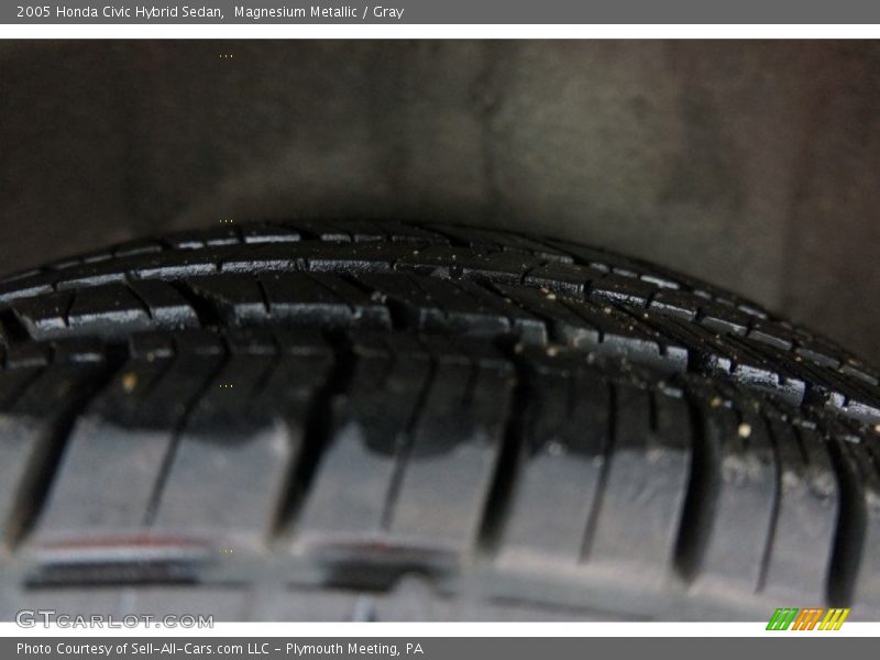 Magnesium Metallic / Gray 2005 Honda Civic Hybrid Sedan