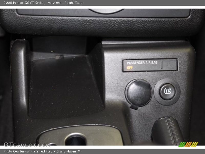 Ivory White / Light Taupe 2008 Pontiac G6 GT Sedan