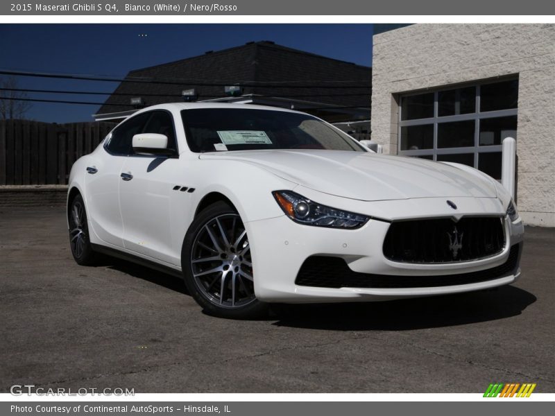 Bianco (White) / Nero/Rosso 2015 Maserati Ghibli S Q4
