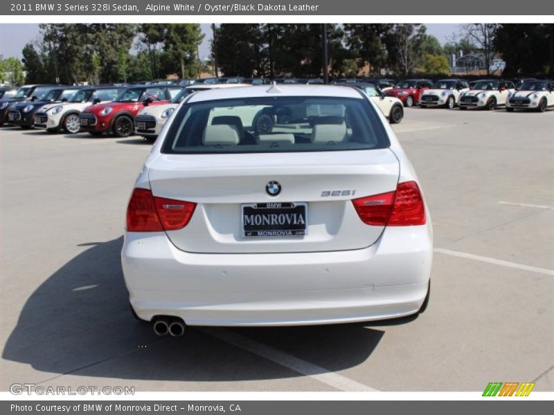 Alpine White / Oyster/Black Dakota Leather 2011 BMW 3 Series 328i Sedan