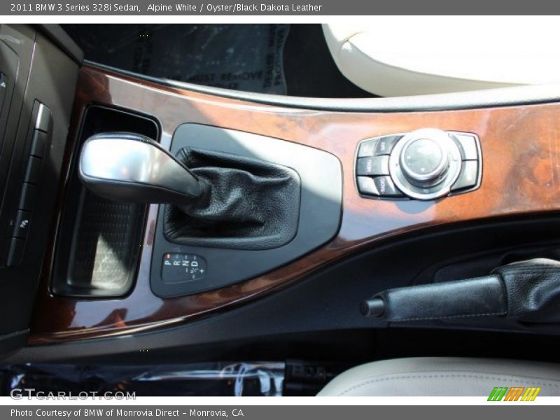 Alpine White / Oyster/Black Dakota Leather 2011 BMW 3 Series 328i Sedan