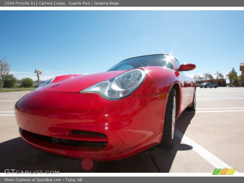Guards Red / Savanna Beige 2004 Porsche 911 Carrera Coupe