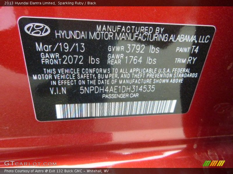 Sparkling Ruby / Black 2013 Hyundai Elantra Limited