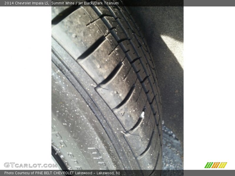 Summit White / Jet Black/Dark Titanium 2014 Chevrolet Impala LS