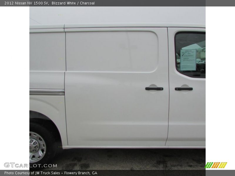 Blizzard White / Charcoal 2012 Nissan NV 1500 SV