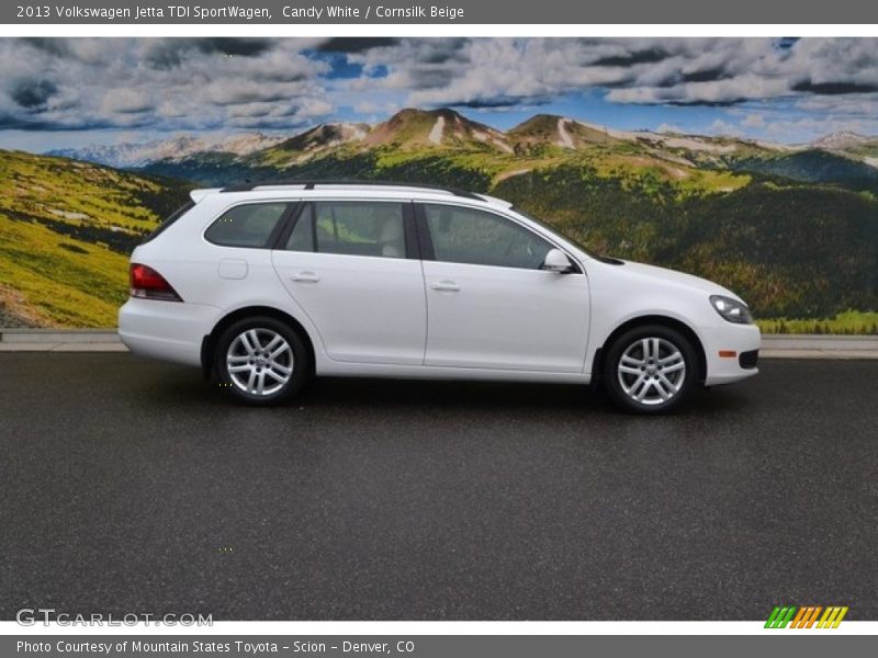 Candy White / Cornsilk Beige 2013 Volkswagen Jetta TDI SportWagen