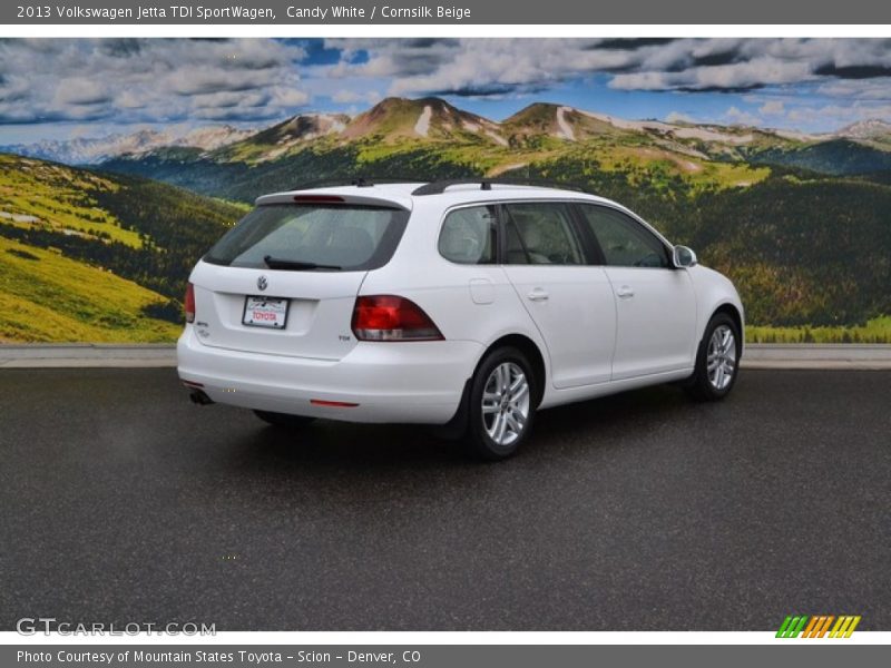 Candy White / Cornsilk Beige 2013 Volkswagen Jetta TDI SportWagen
