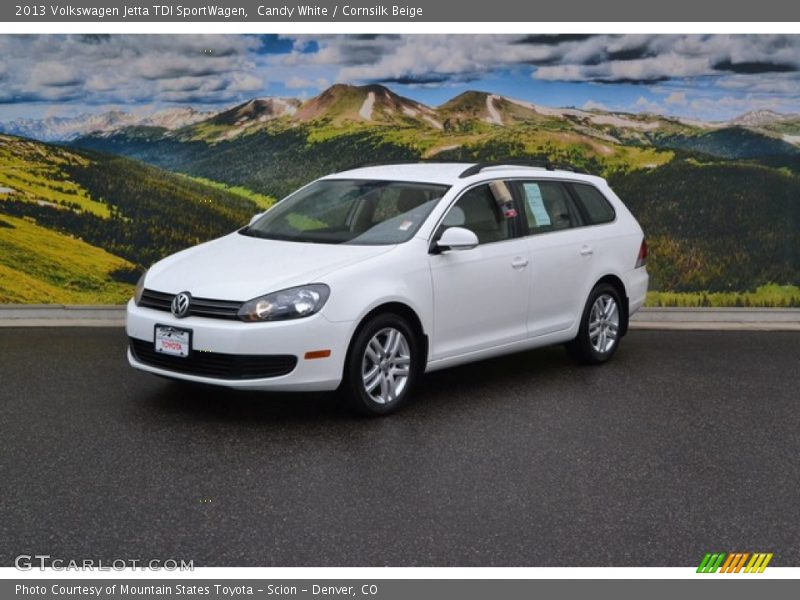 Candy White / Cornsilk Beige 2013 Volkswagen Jetta TDI SportWagen