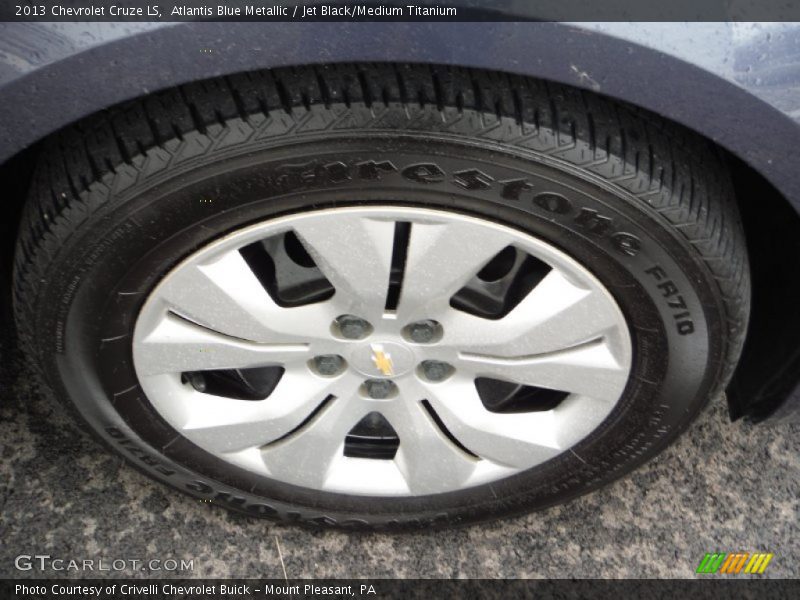 Atlantis Blue Metallic / Jet Black/Medium Titanium 2013 Chevrolet Cruze LS