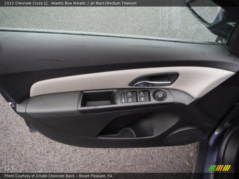 Atlantis Blue Metallic / Jet Black/Medium Titanium 2013 Chevrolet Cruze LS