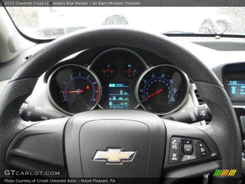 Atlantis Blue Metallic / Jet Black/Medium Titanium 2013 Chevrolet Cruze LS