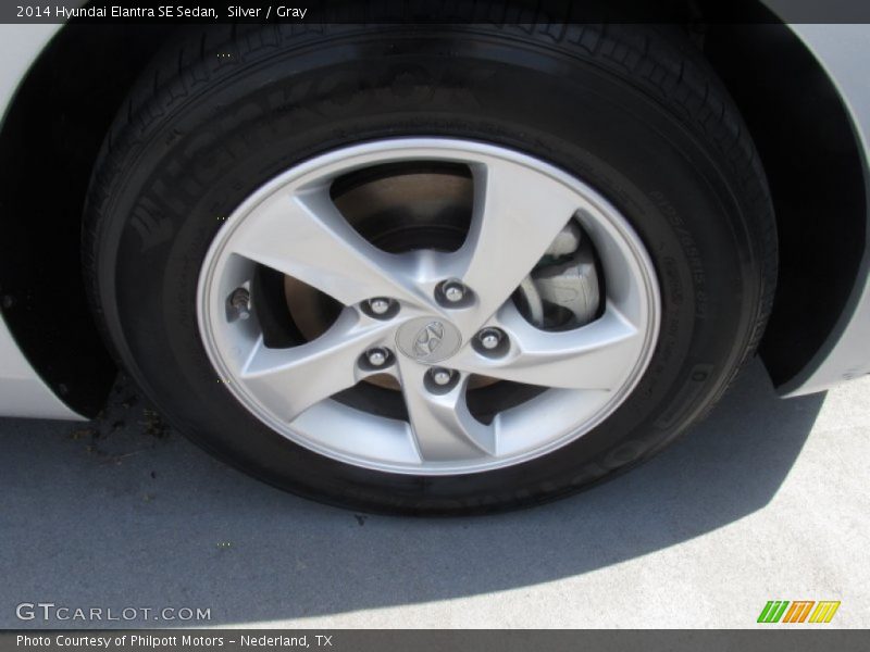 Silver / Gray 2014 Hyundai Elantra SE Sedan
