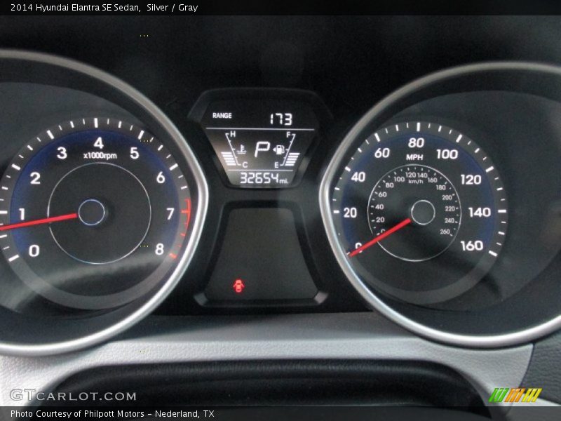 Silver / Gray 2014 Hyundai Elantra SE Sedan