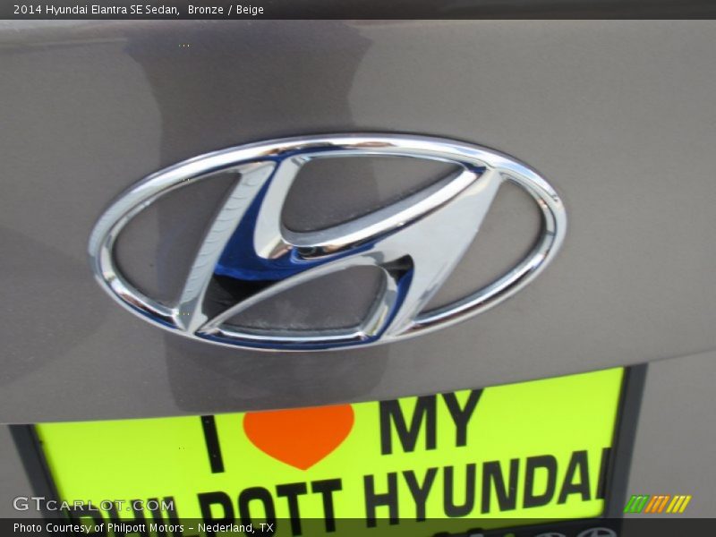 Bronze / Beige 2014 Hyundai Elantra SE Sedan