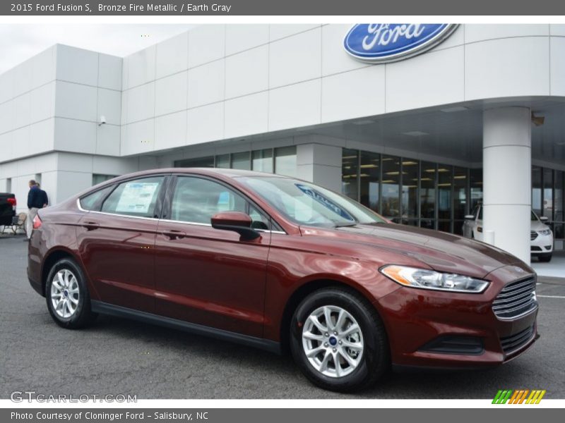 Bronze Fire Metallic / Earth Gray 2015 Ford Fusion S