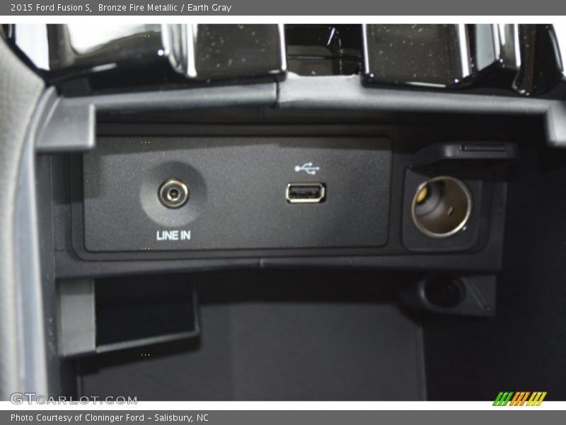 Bronze Fire Metallic / Earth Gray 2015 Ford Fusion S