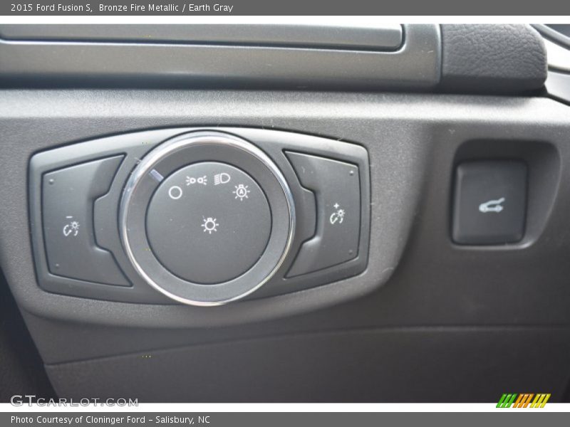 Bronze Fire Metallic / Earth Gray 2015 Ford Fusion S