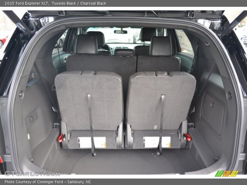 Tuxedo Black / Charcoal Black 2015 Ford Explorer XLT