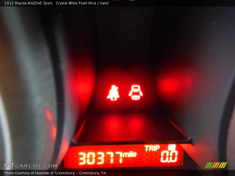Crystal White Pearl Mica / Sand 2012 Mazda MAZDA5 Sport