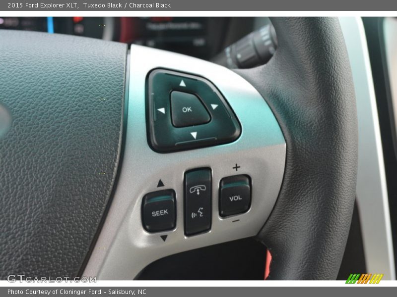 Tuxedo Black / Charcoal Black 2015 Ford Explorer XLT