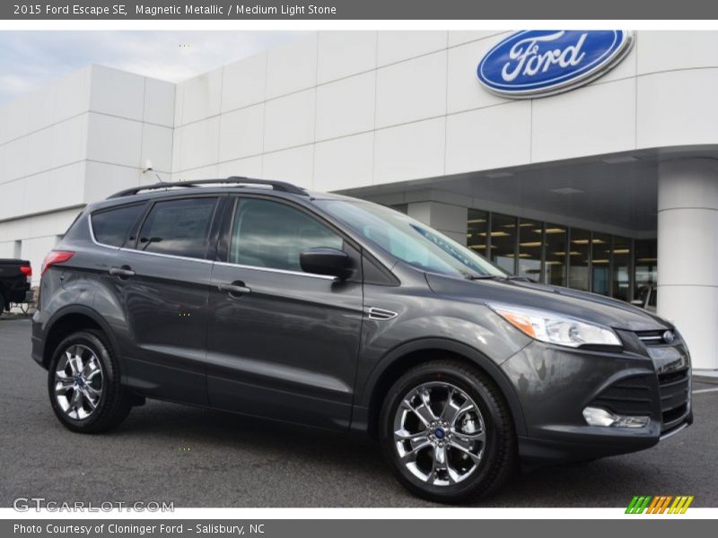 Magnetic Metallic / Medium Light Stone 2015 Ford Escape SE