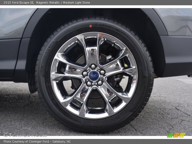 Magnetic Metallic / Medium Light Stone 2015 Ford Escape SE