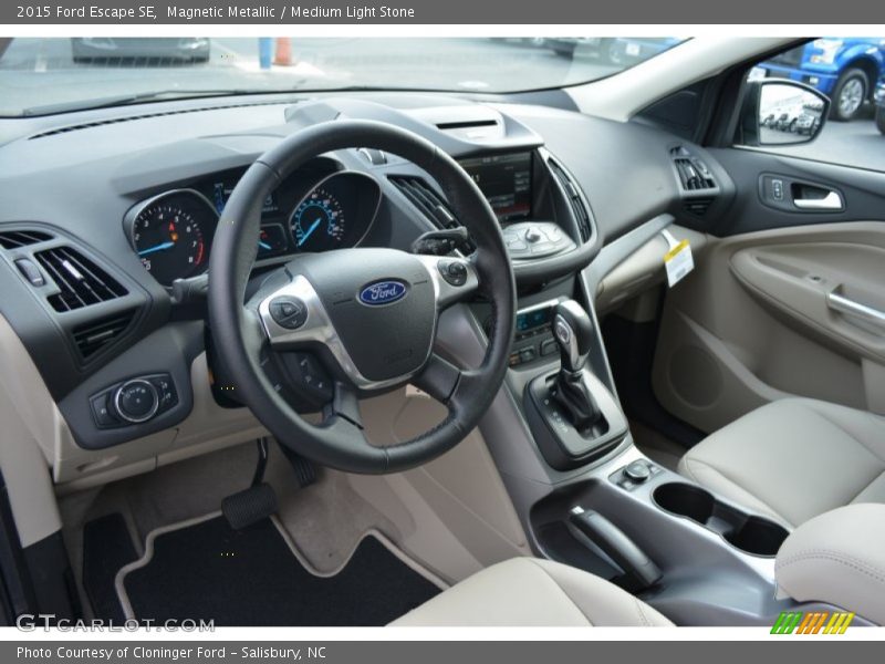 Magnetic Metallic / Medium Light Stone 2015 Ford Escape SE