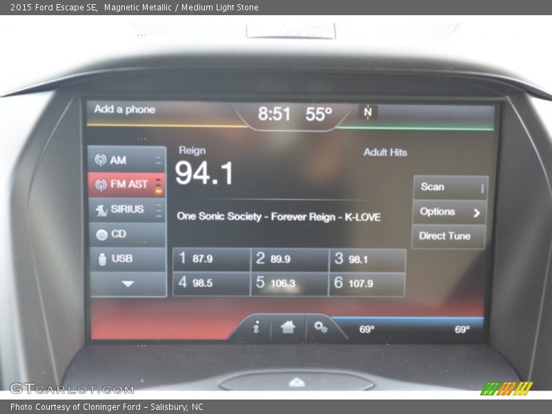Magnetic Metallic / Medium Light Stone 2015 Ford Escape SE