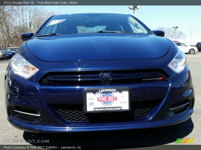 True Blue Pearl Coat / Black 2013 Dodge Dart SE