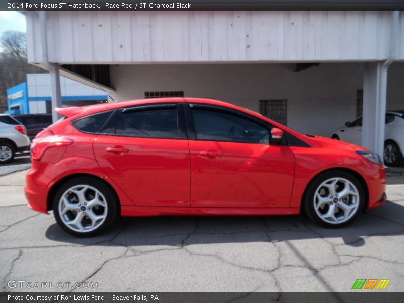 Race Red / ST Charcoal Black 2014 Ford Focus ST Hatchback