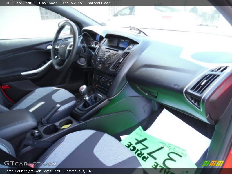 Race Red / ST Charcoal Black 2014 Ford Focus ST Hatchback