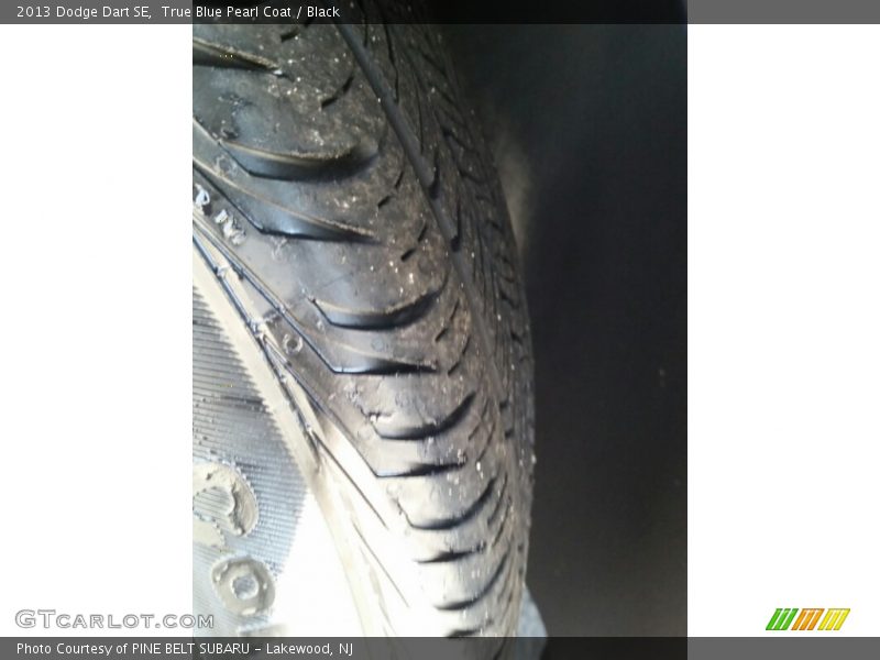 True Blue Pearl Coat / Black 2013 Dodge Dart SE