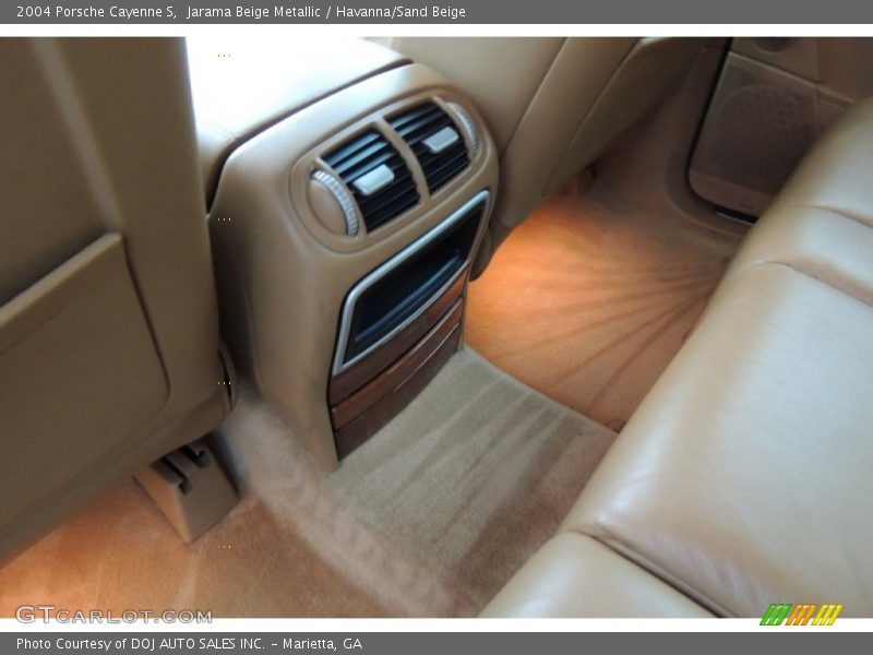 Jarama Beige Metallic / Havanna/Sand Beige 2004 Porsche Cayenne S