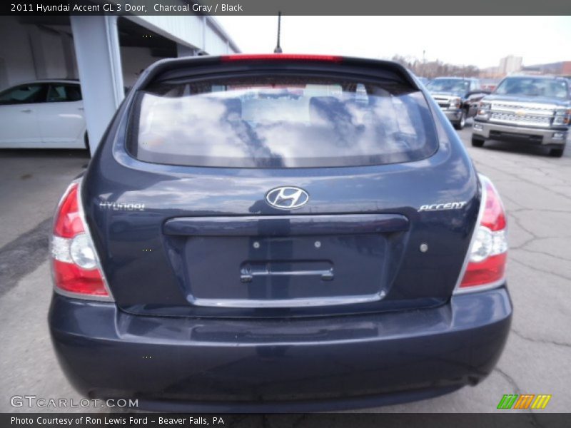 Charcoal Gray / Black 2011 Hyundai Accent GL 3 Door