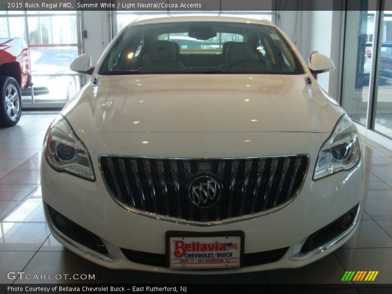 Summit White / Light Neutral/Cocoa Accents 2015 Buick Regal FWD