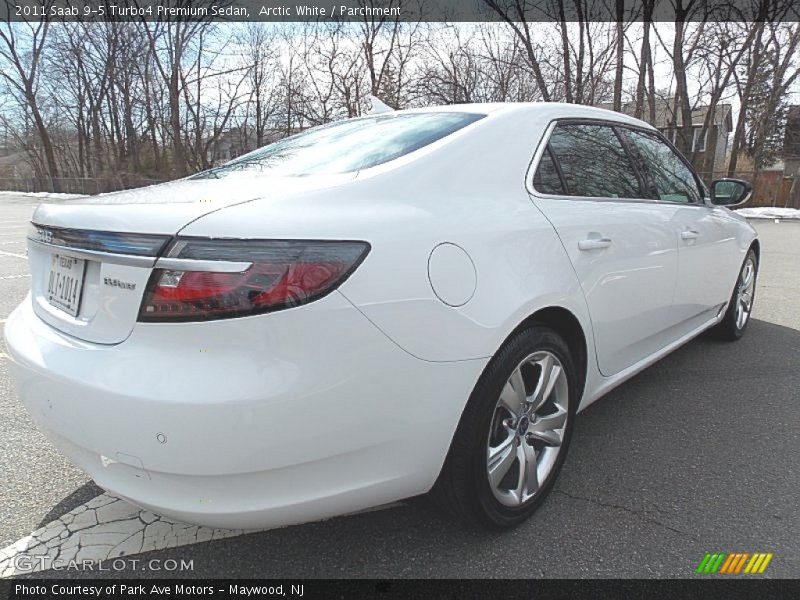 Arctic White / Parchment 2011 Saab 9-5 Turbo4 Premium Sedan