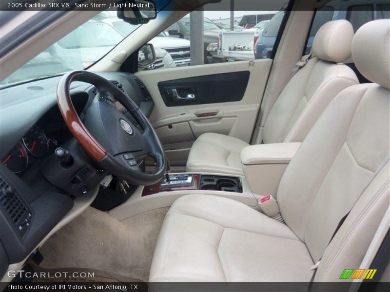 Sand Storm / Light Neutral 2005 Cadillac SRX V6