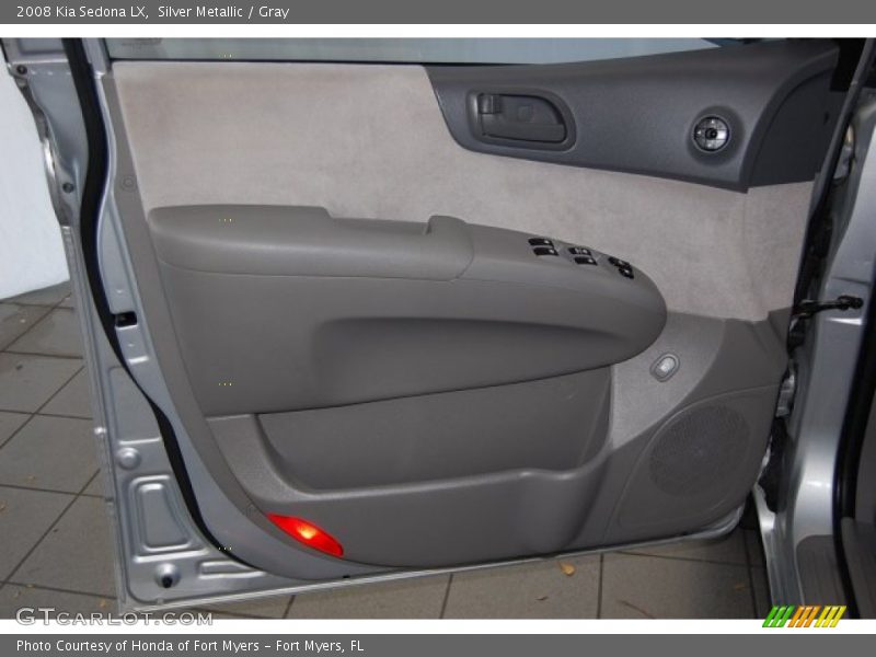 Silver Metallic / Gray 2008 Kia Sedona LX