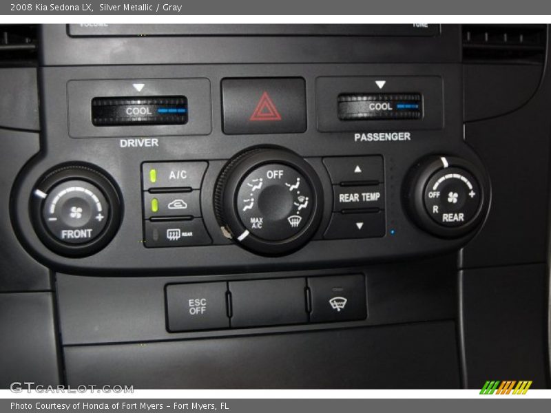 Silver Metallic / Gray 2008 Kia Sedona LX