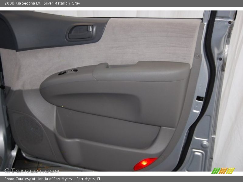 Silver Metallic / Gray 2008 Kia Sedona LX