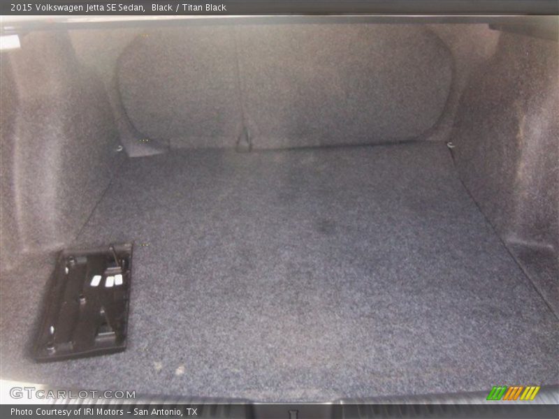 Black / Titan Black 2015 Volkswagen Jetta SE Sedan