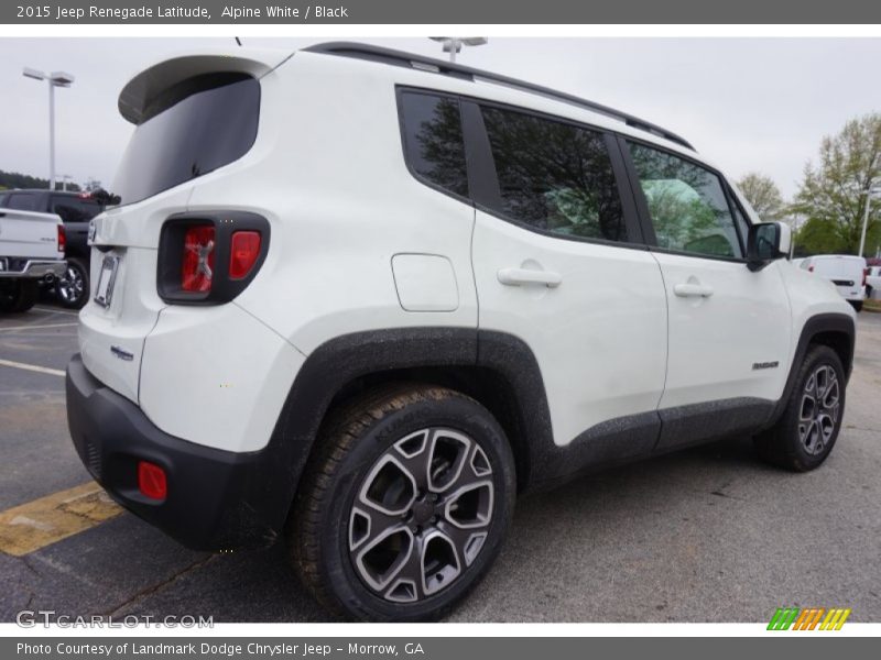 Alpine White / Black 2015 Jeep Renegade Latitude